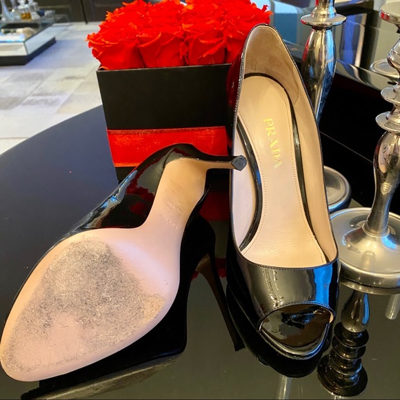 AUTH PRADA PEEP TOE BLACK PUMP - Picture 10 of 14